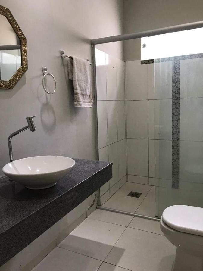 Casa Ampla E Confortavel Proximo Ao Centro كورومبا المظهر الخارجي الصورة